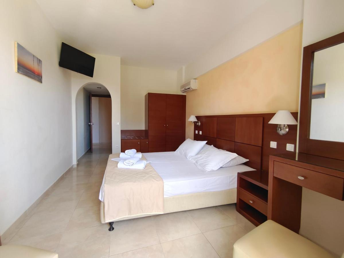 Alex (Adults Only) Hotel Karpathos Town  Exterior photo