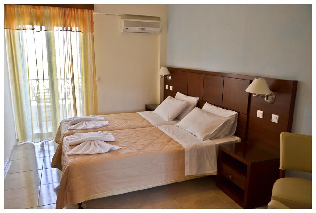 Alex (Adults Only) Hotel Karpathos Town  Exterior photo